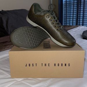 NoBull Leather trainers. Spring Moss.